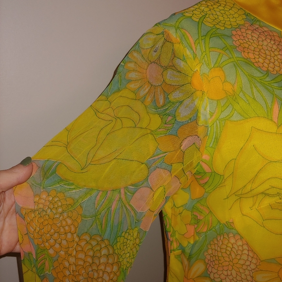 Vintage 60s Floral Wiggle Shirt Dress - Picture 3 of 9